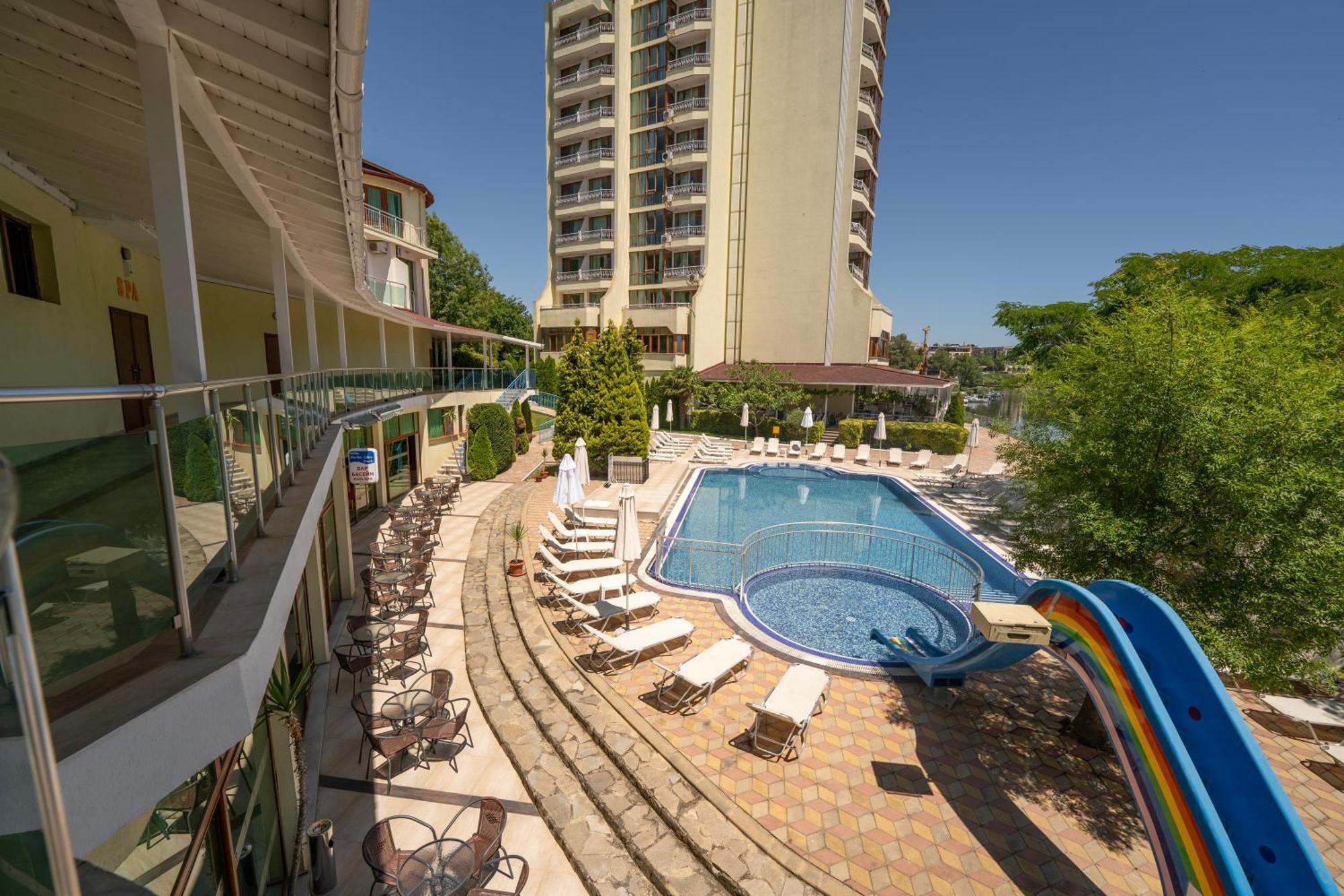 Perla Sun Beach Hotel Primorsko Exterior foto